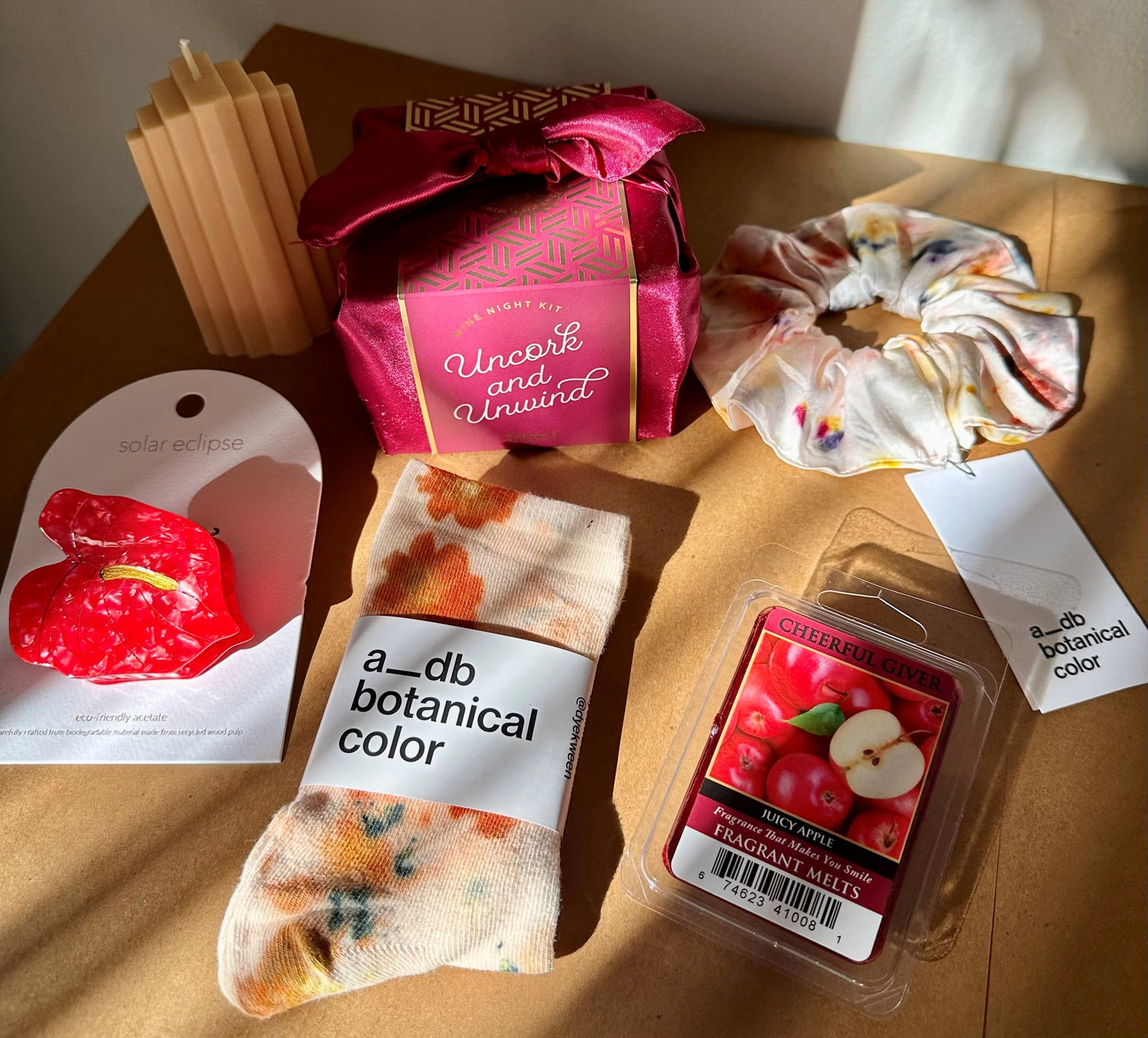 Unwind Gift Set